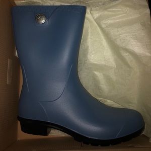 Rain/snow Ugg boots
